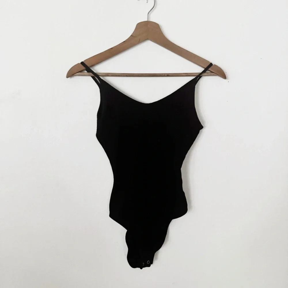 American Eagle Outfitters Black V-Neck Spaghetti-Strap Bodysuit small